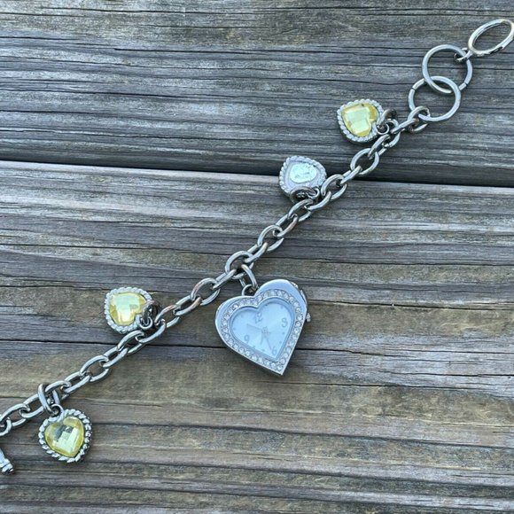 Women Watch Heart Shape Chain Bracelet Band Silver Tone Analog Wrist Watch - Picture 6 of 12